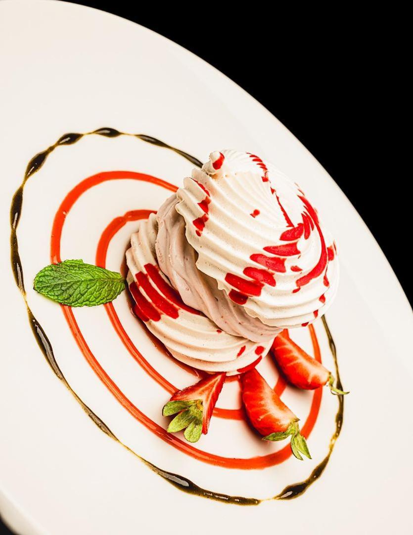 Wine Hotel San Carlo - Relais & Spa - Boutique Hotel Chiuro Bagian luar foto