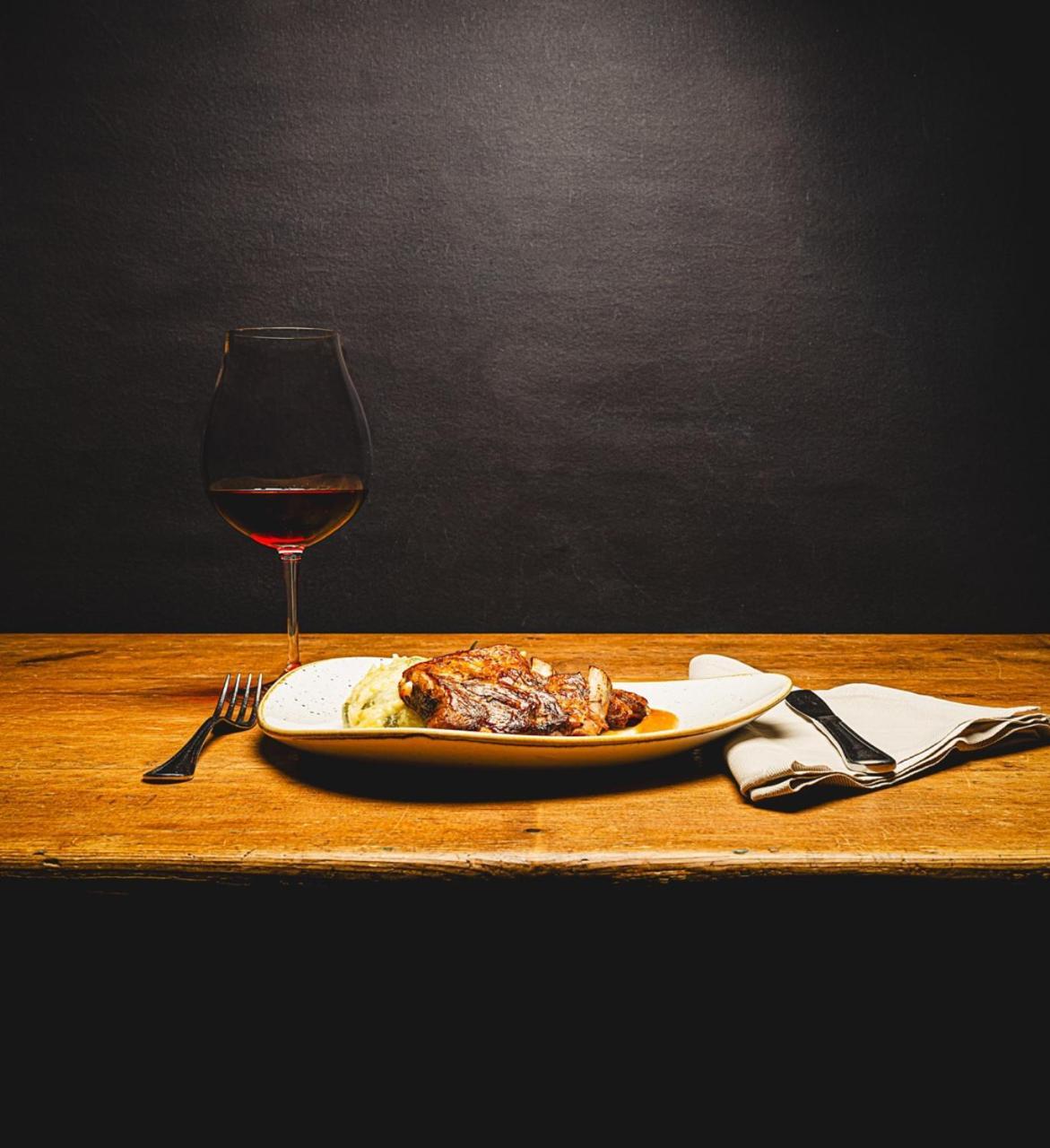 Wine Hotel San Carlo - Relais & Spa - Boutique Hotel Chiuro Bagian luar foto