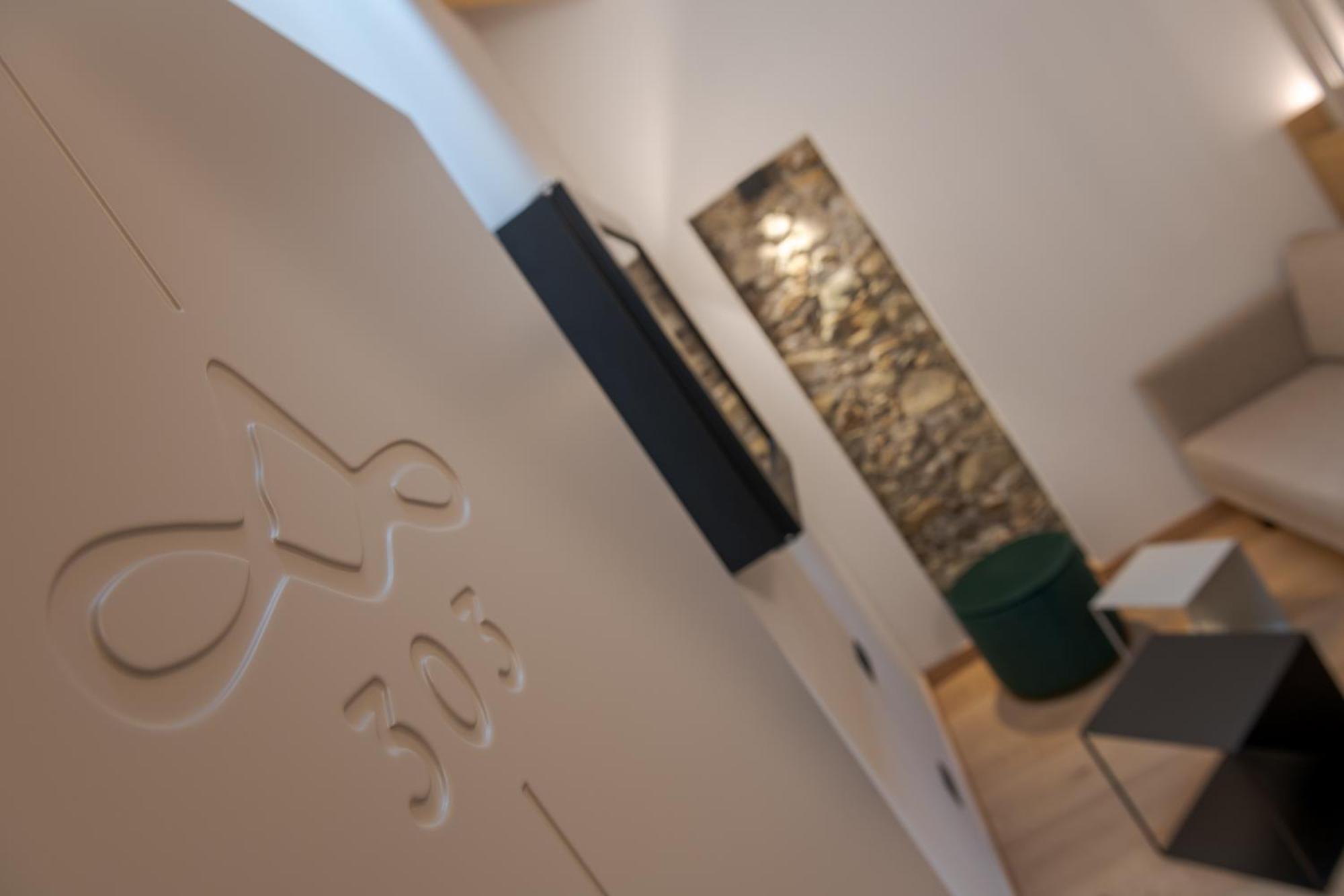 Wine Hotel San Carlo - Relais & Spa - Boutique Hotel Chiuro Bagian luar foto
