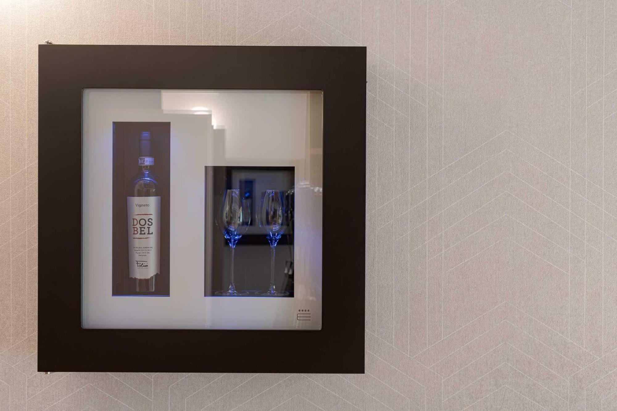 Wine Hotel San Carlo - Relais & Spa - Boutique Hotel Chiuro Ruang foto