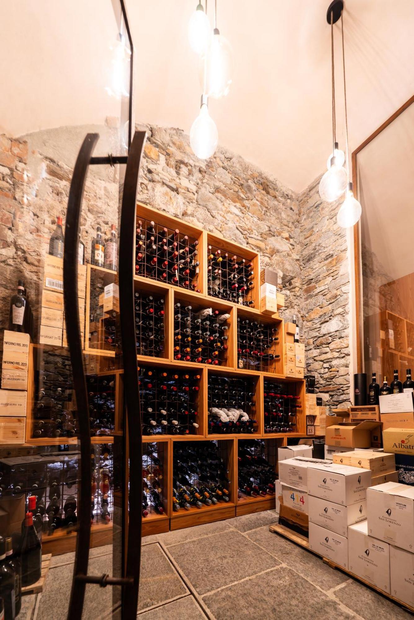 Wine Hotel San Carlo - Relais & Spa - Boutique Hotel Chiuro Bagian luar foto